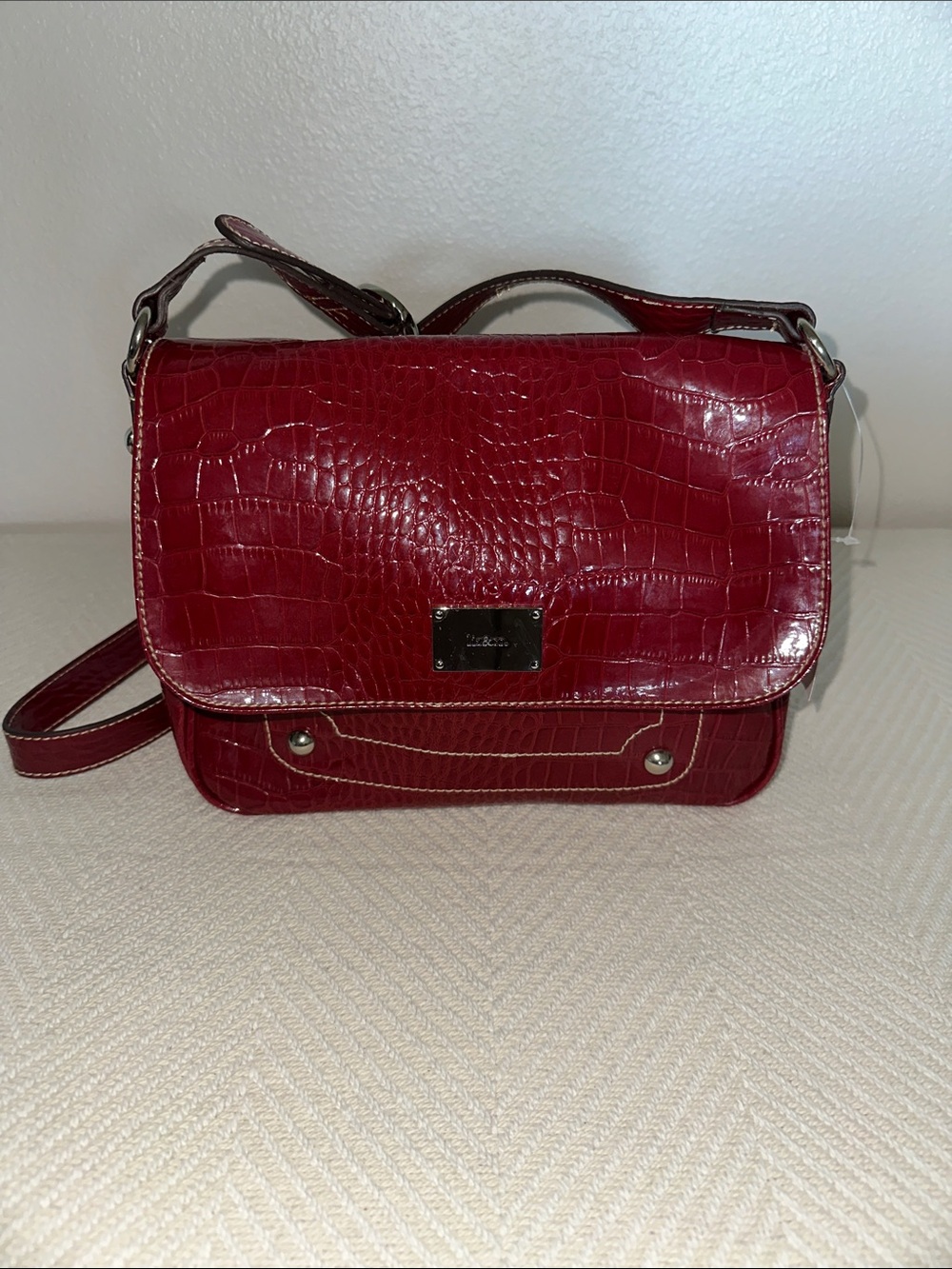 liz & co. Red Croc-Embossed Flap Shoulder Crossbody